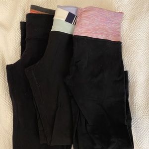 3 pairs Lululemon leggings